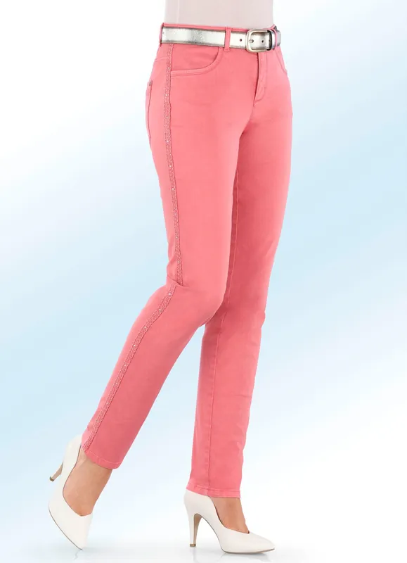 Echt Edel-Jeans mit Zierband und Strasssteinen